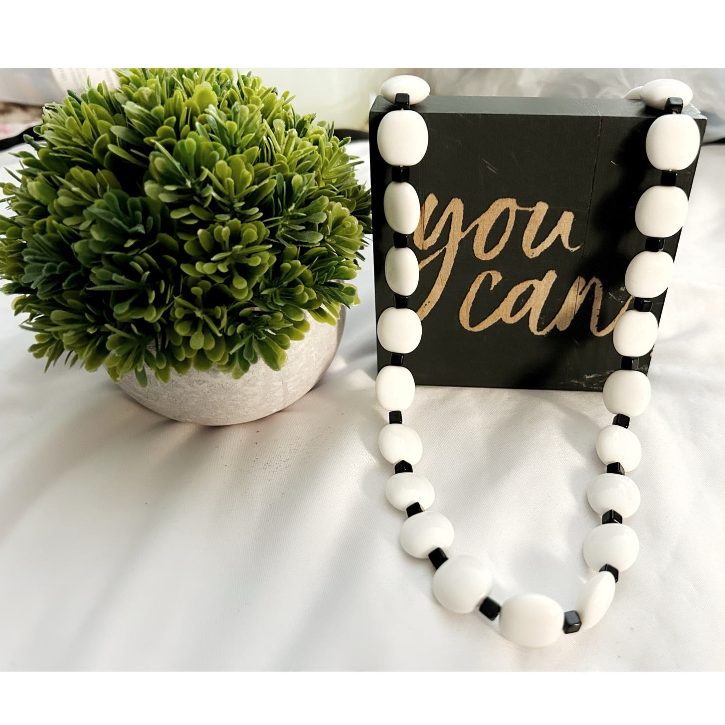 Vintage WhiteBlack Long Beaded Necklace Fashion Jewelry 12$